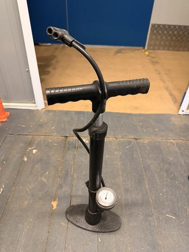 Floor standing bike pump - floor, with